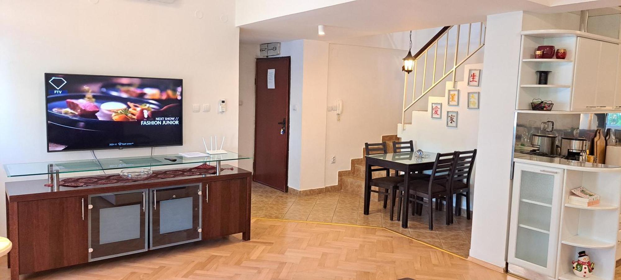 Central Skopje Duplex Apartment Bagian luar foto