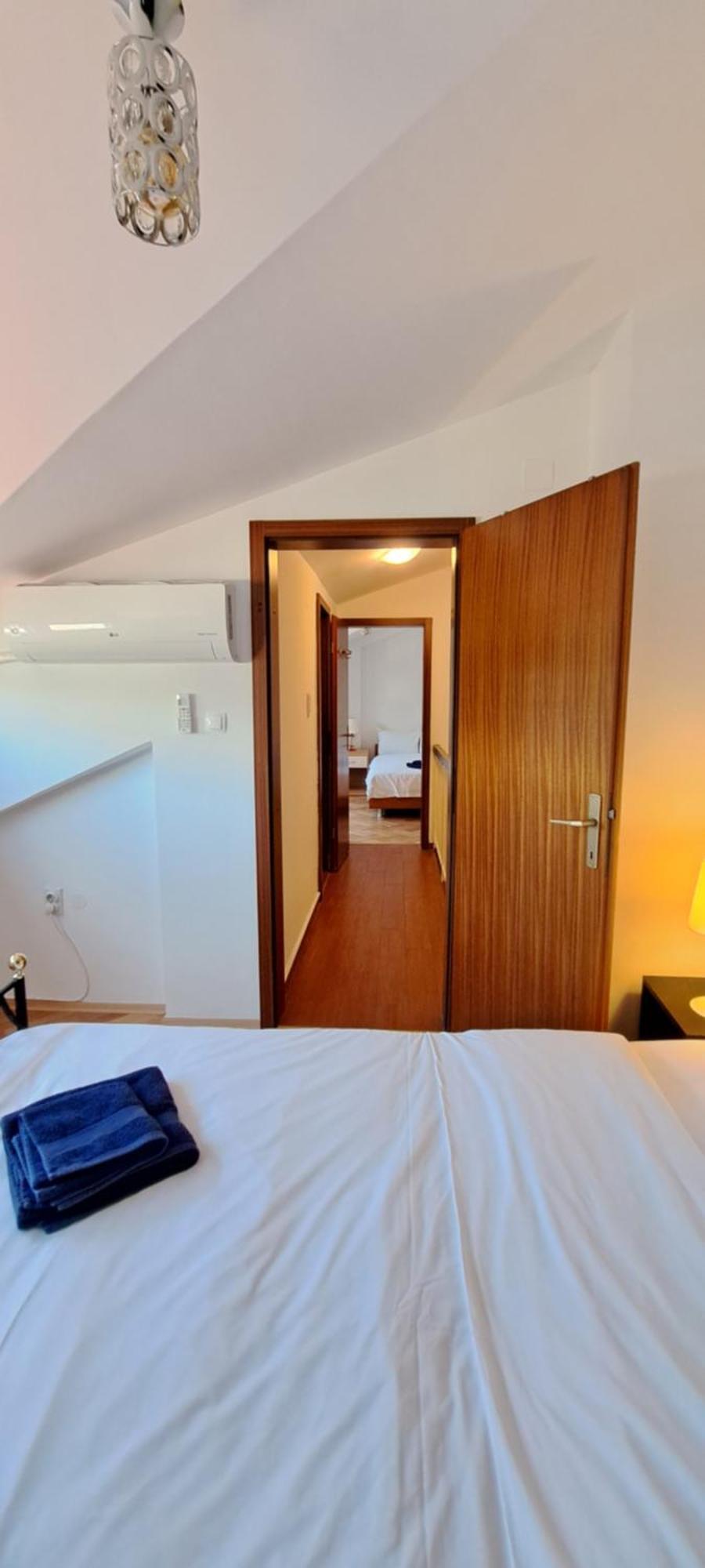 Central Skopje Duplex Apartment Bagian luar foto